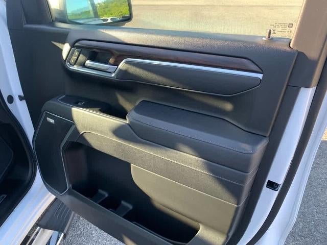 2025 GMC Sierra 1500 Crew Cab Short Box 4-Wheel Drive SLT