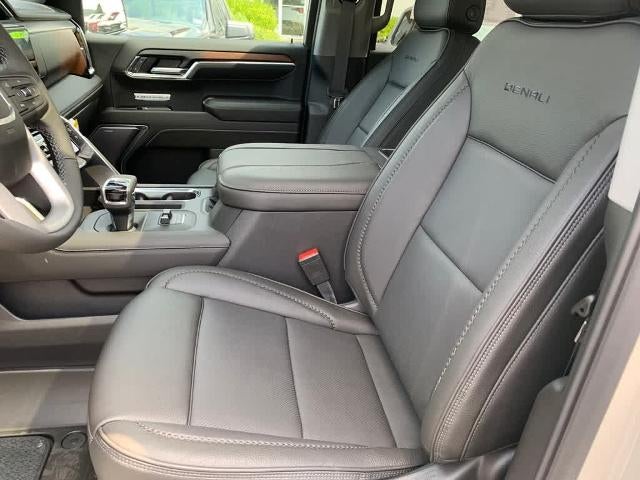 2026 GMC Sierra 1500 Crew Cab Short Box 4-Wheel Drive Denali