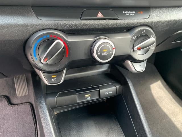 2022 Kia Rio S IVT