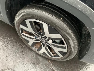 2023 Volkswagen Taos SEL 4MOTION *Ltd Avail*