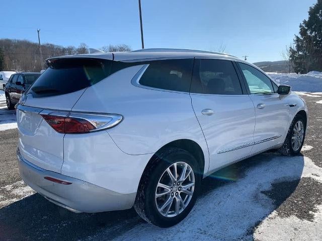 2023 Buick Enclave Essence AWD