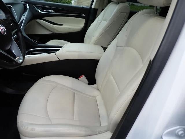 2023 Buick Enclave Essence AWD