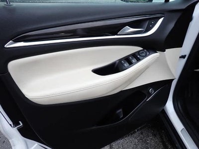 2023 Buick Enclave Essence AWD