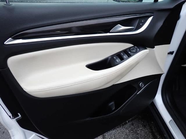 2023 Buick Enclave Essence AWD