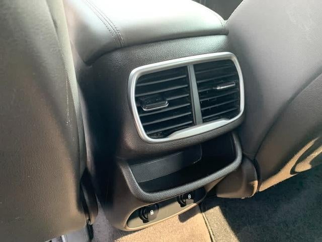 2019 Hyundai Santa Fe SEL 2.4L Auto AWD