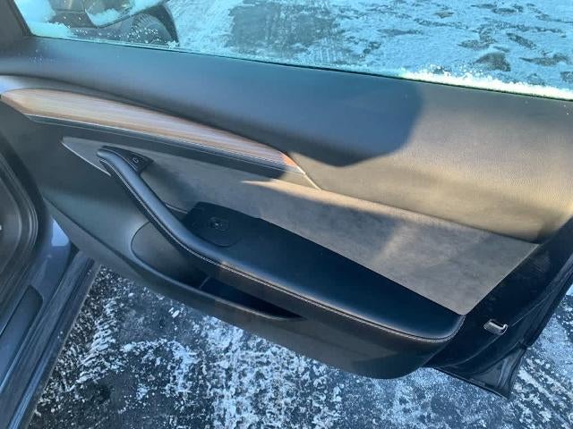 2023 Tesla Model 3 RWD