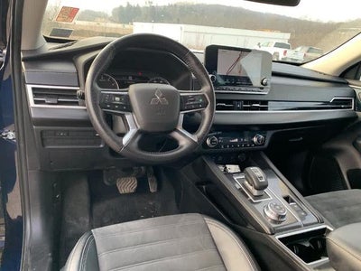 2022 Mitsubishi Outlander SE S-AWC *Ltd Avail*