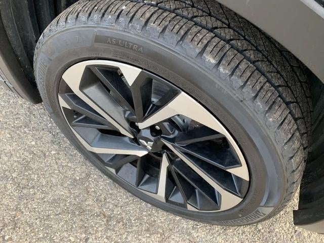 2022 Mitsubishi Outlander SE S-AWC *Ltd Avail*