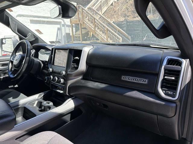 2020 RAM 1500 Big Horn 4x4 Crew Cab 5'7" Box