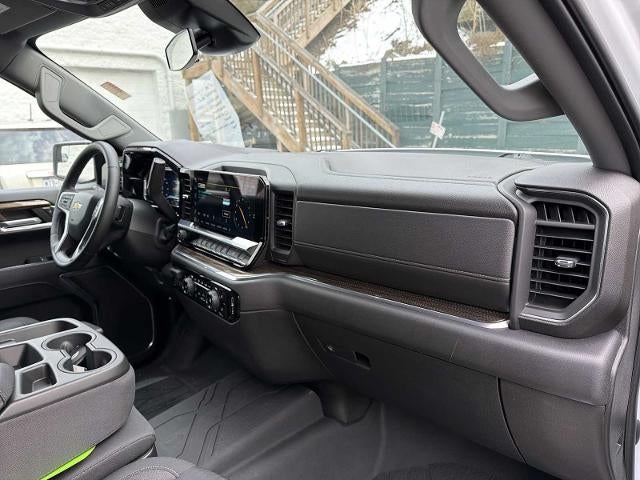 2023 Chevrolet Silverado 1500 Double Cab Standard Box 4-Wheel Drive LT 1LT