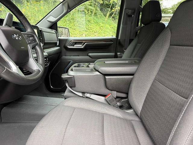 2023 Chevrolet Silverado 1500 Crew Cab Short Box 4-Wheel Drive RST