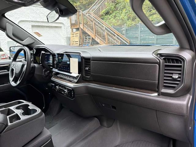 2023 Chevrolet Silverado 1500 Crew Cab Short Box 4-Wheel Drive RST