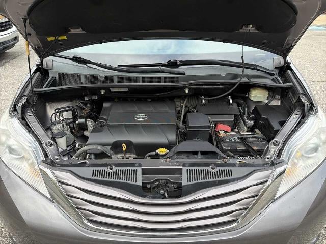 2015 Toyota Sienna 5dr 8-Pass Van LE FWD (Natl)