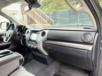 2019 Toyota Tundra 4WD SR Double Cab 6.5' Bed 4.6L (Natl)