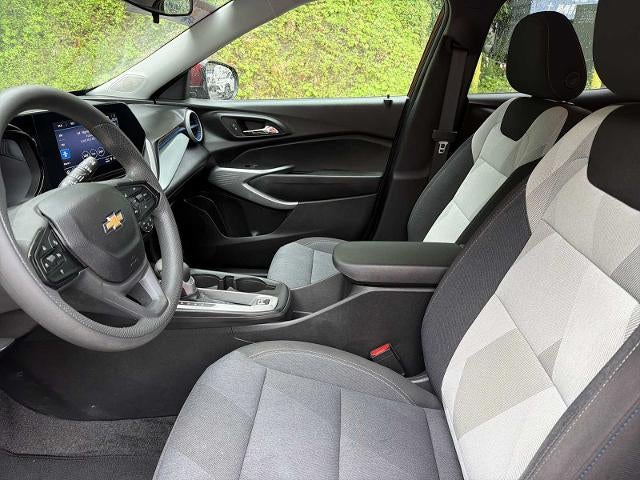 2024 Chevrolet Trax FWD 4dr LS