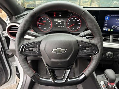 2025 Chevrolet Trax FWD 4dr 1RS