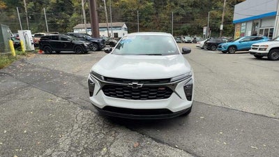 2025 Chevrolet Trax FWD 4dr 1RS