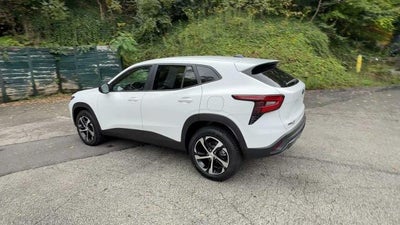 2025 Chevrolet Trax FWD 4dr 1RS