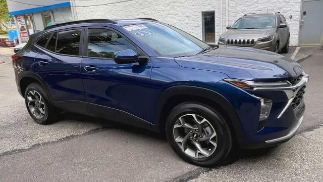 2024 Chevrolet Trax FWD 4dr LT