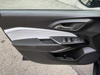 2024 Chevrolet Trax FWD 4dr LT