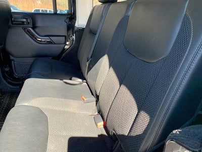 2017 Jeep Wrangler Unlimited Sahara 4x4