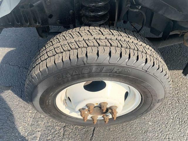 2017 Ford E-Series Cutaway E-450 DRW 158" WB