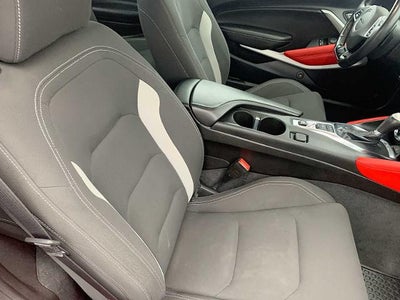 2022 Chevrolet Camaro 2dr Coupe LT1