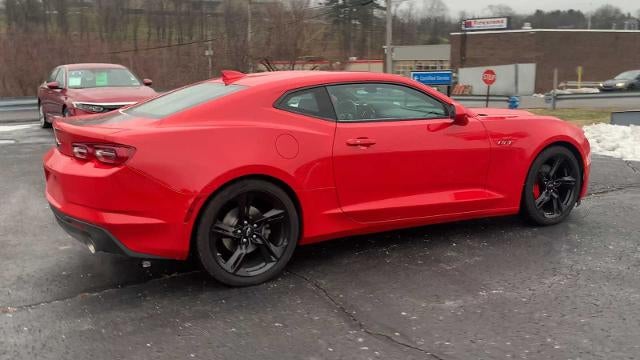 2022 Chevrolet Camaro 2dr Coupe LT1