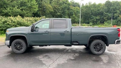 2025 Chevrolet Silverado 3500 HD Crew Cab Long Box 4-Wheel Drive LT