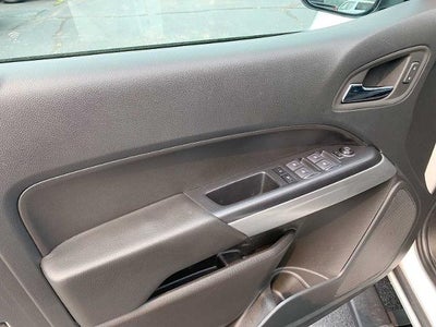 2022 Chevrolet Colorado Crew Cab Short Box 4-Wheel Drive LT