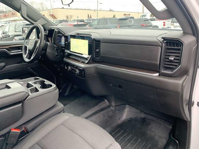 2022 Chevrolet Silverado 1500 Crew Cab Short Box 4-Wheel Drive LT 2FL