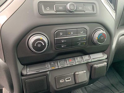 2021 Chevrolet Silverado 1500 Crew Cab Short Box 4-Wheel Drive Custom