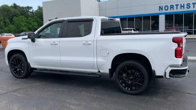 2022 Chevrolet Silverado 1500 Crew Cab Short Box 4-Wheel Drive RST
