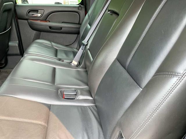 2011 Chevrolet Suburban 4WD 1500 LT