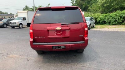 2011 Chevrolet Suburban 4WD 1500 LT