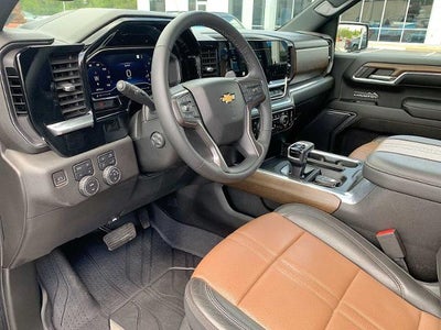2023 Chevrolet Silverado 1500 Crew Cab Short Box 4-Wheel Drive High Country