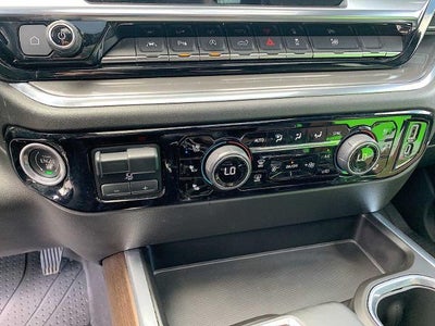 2023 Chevrolet Silverado 1500 Crew Cab Short Box 4-Wheel Drive High Country