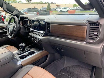 2023 Chevrolet Silverado 1500 Crew Cab Short Box 4-Wheel Drive High Country
