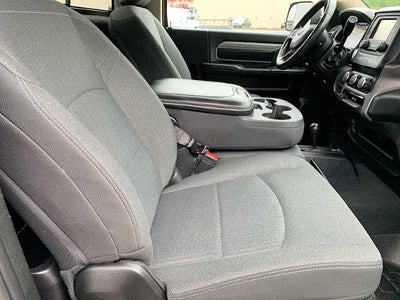 2019 RAM 3500 Tradesman 4x4 Reg Cab 8' Box
