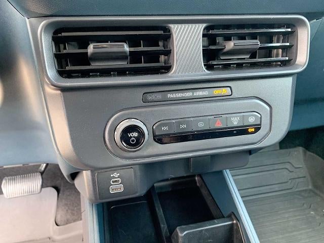 2025 Ford Maverick XL AWD SuperCrew