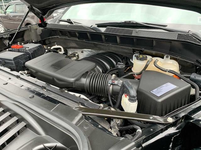 2021 Chevrolet Silverado 1500 Crew Cab Short Box 4-Wheel Drive LT Trail Boss Midnight Edition