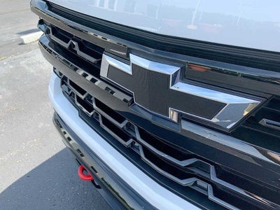 2025 Chevrolet Silverado 1500 Crew Cab Short Box 4-Wheel Drive LT Trail Boss