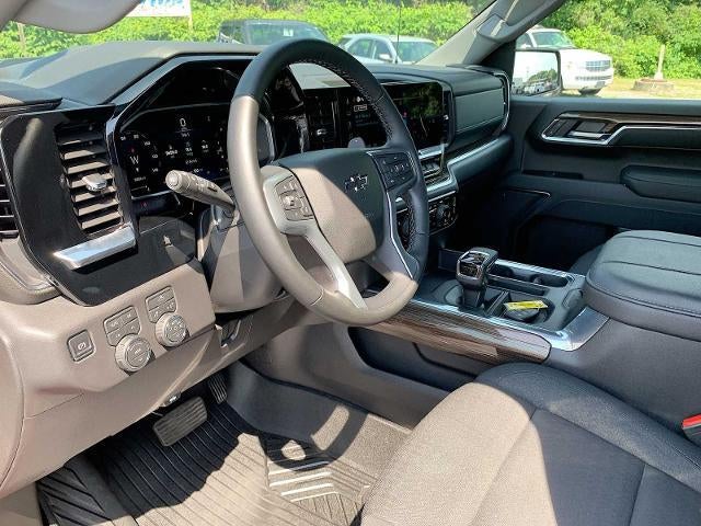 2026 Chevrolet Silverado 1500 Crew Cab Short Box 4-Wheel Drive LT Trail Boss