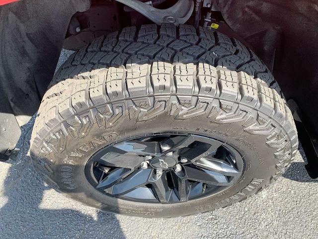 2026 Chevrolet Silverado 1500 Crew Cab Short Box 4-Wheel Drive LT Trail Boss