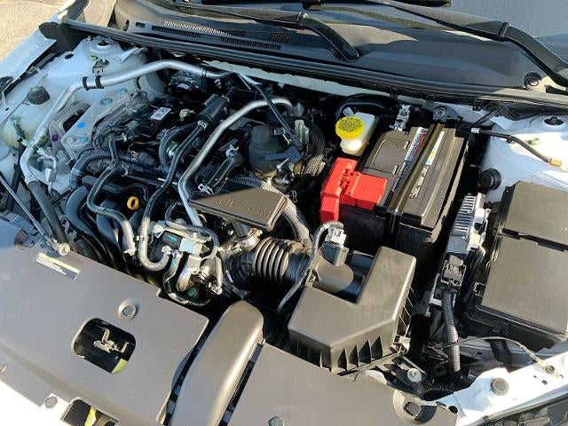 2024 Nissan Sentra SR CVT