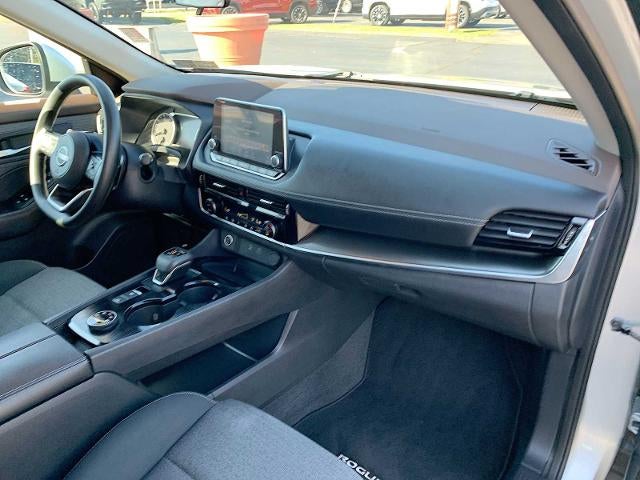 2022 Nissan Rogue AWD SV