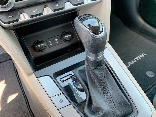 2020 Hyundai Elantra SEL IVT