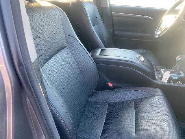 2017 Toyota Highlander Limited V6 AWD (Natl)