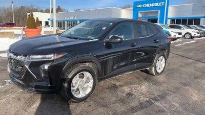 2024 Chevrolet Trax FWD 4dr LS