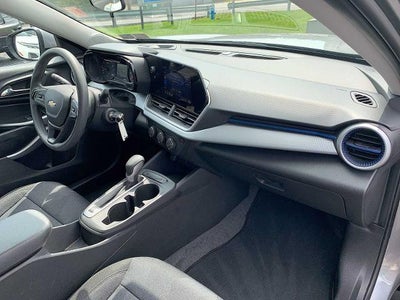 2025 Chevrolet Trax FWD 4dr LS